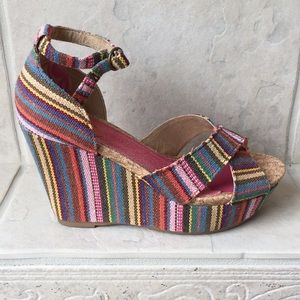 ROCKET DOG platform sandals
